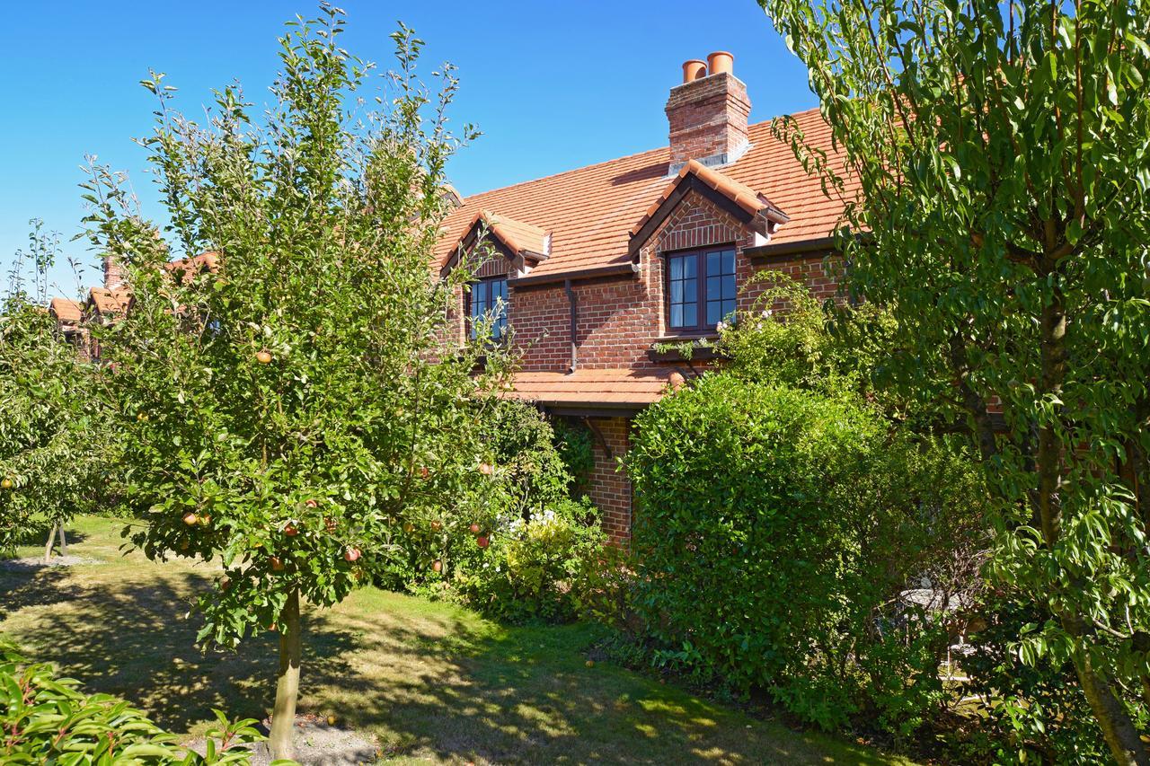 Compass Cottage - Monaco Resort Nelson Esterno foto